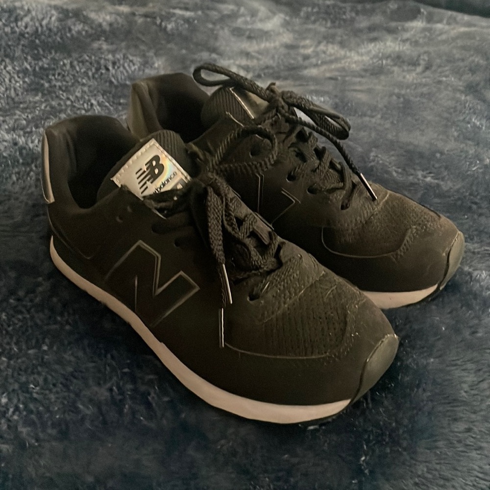 Black New Balance Sneakers
